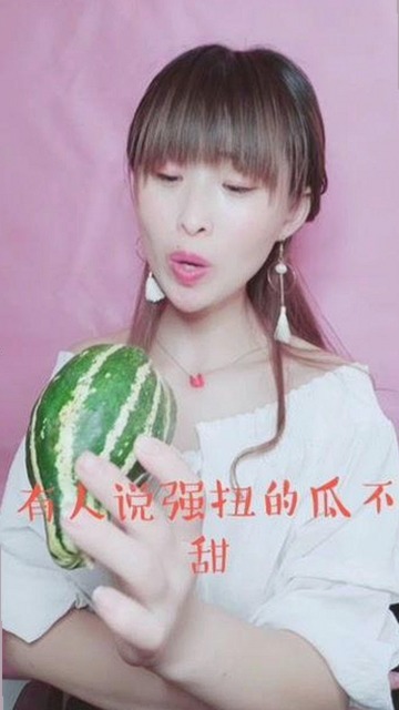 娱乐吃瓜酱搬家记：从忙碌身影到幕后揭秘的真实瞬间